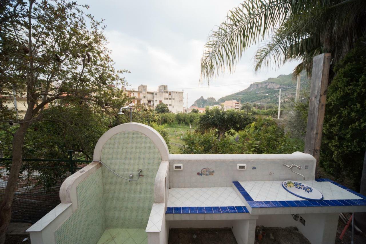 Hotel Casa Salice SantʼAlessio Siculo Exterior foto