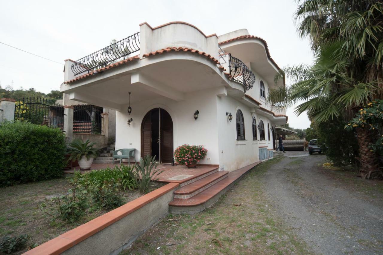 Hotel Casa Salice SantʼAlessio Siculo Exterior foto