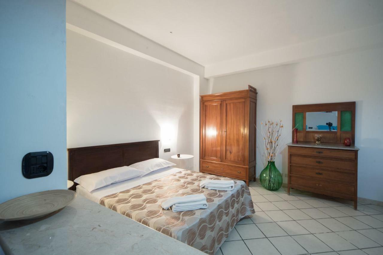 Hotel Casa Salice SantʼAlessio Siculo Exterior foto